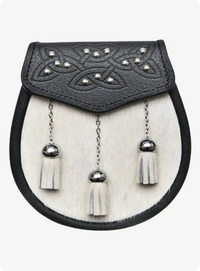 Semi Dress Natural Sealskin 14 Stud Sporran